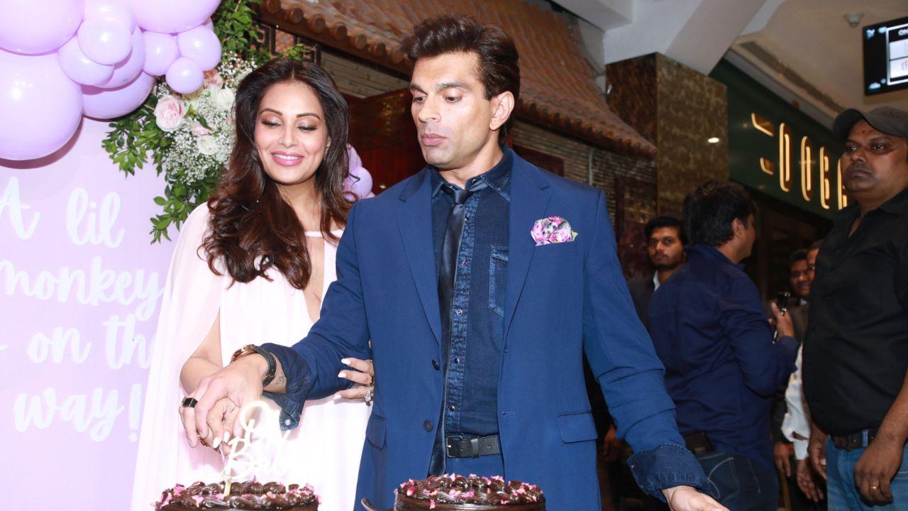 Bipasha Basu walked into the celebration venue hand in hand with her husband Karan Singh Grover.  Click here for full story